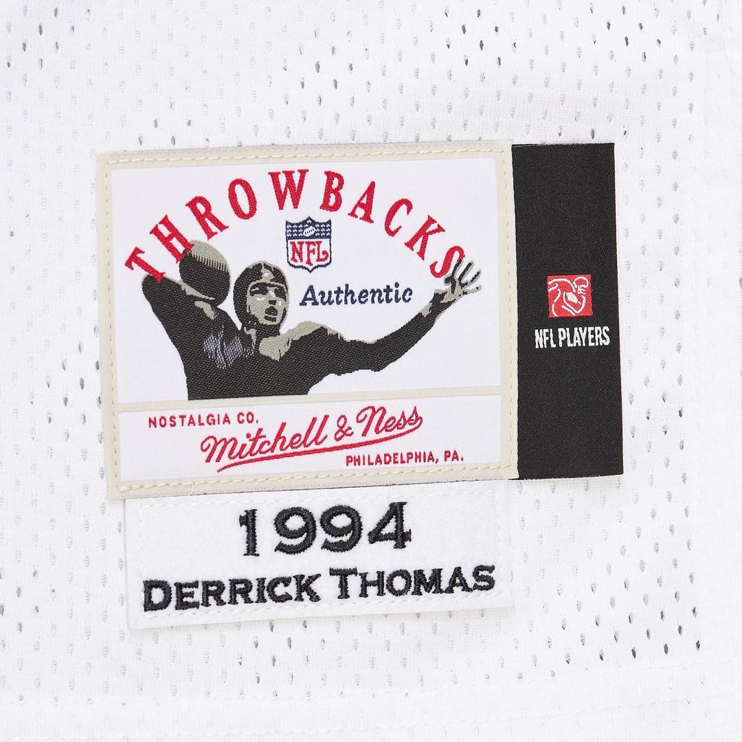 Kansas City Chiefs 1994 Derrick Thomas Mitchell & Ness White Authentic Throwback Retired Player Jersey - product image 7