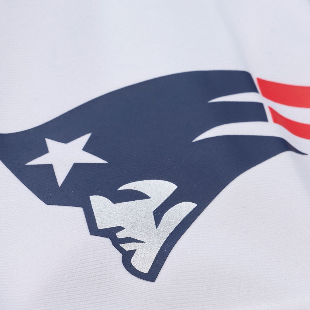 New England Patriots Tom Brady Mitchell & Ness White 2000 Legacy Replica Jersey - product image 8